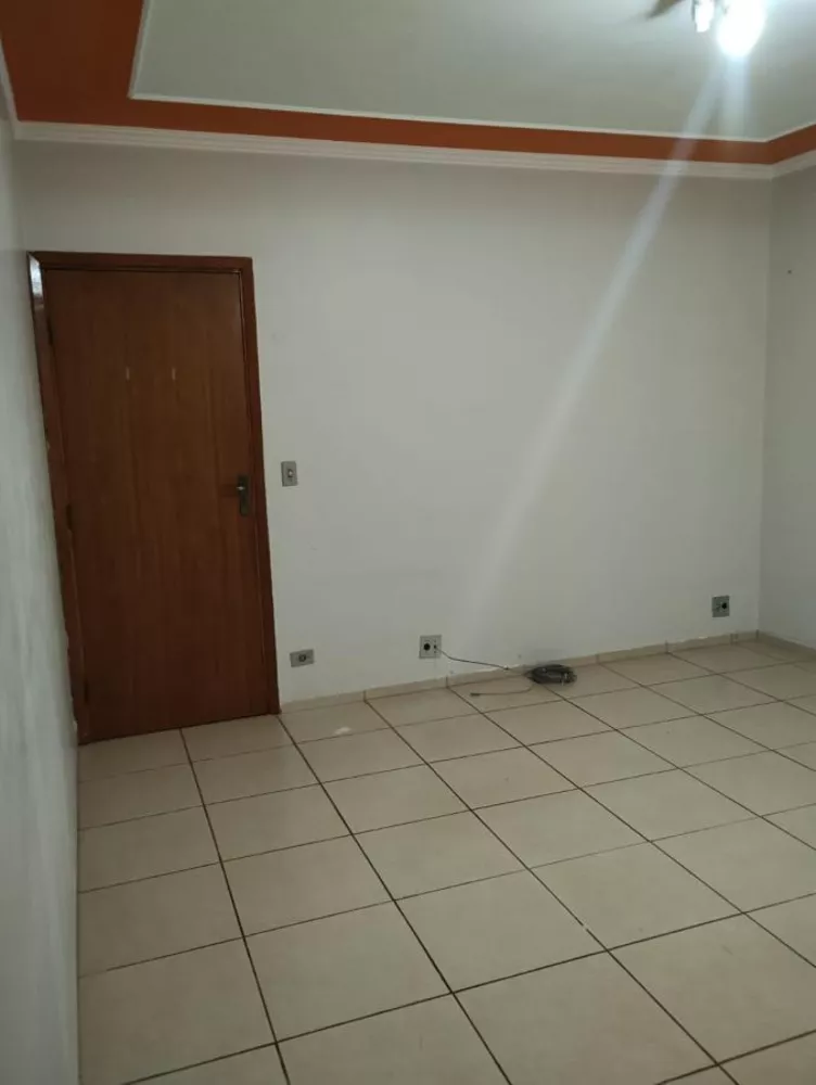 Apartamento à venda com 2 quartos, 69m² - Foto 2