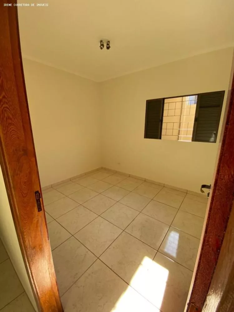 Casa à venda com 3 quartos, 150m² - Foto 4