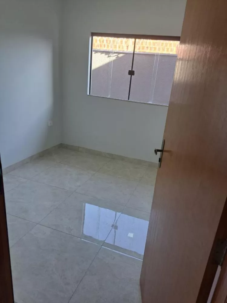 Casa à venda com 2 quartos, 180m² - Foto 13