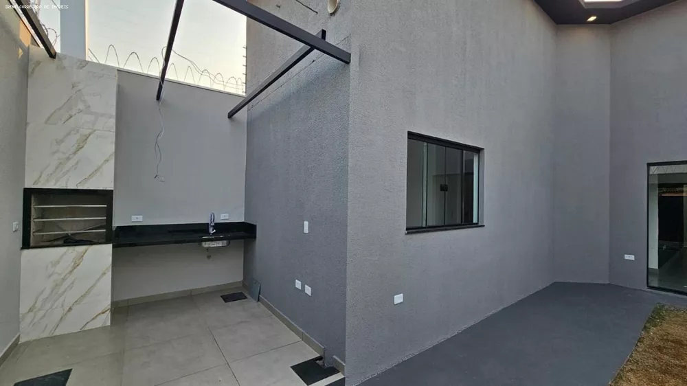 Casa à venda com 3 quartos, 135m² - Foto 3