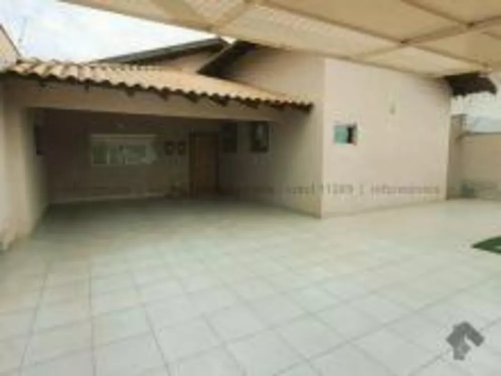 Casa à venda com 3 quartos, 360m² - Foto 2