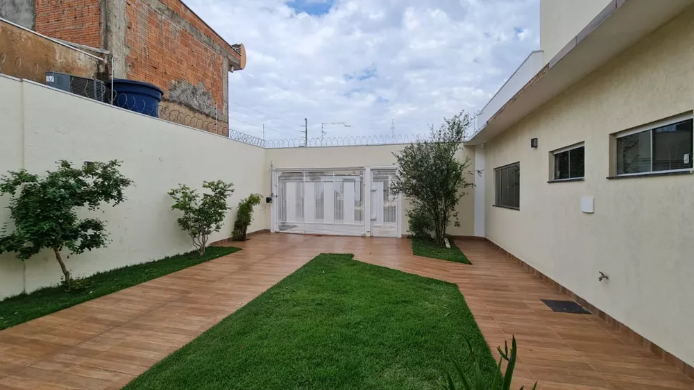 Casa à venda com 2 quartos, 360m² - Foto 3