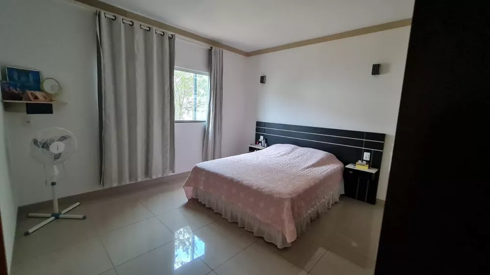 Casa à venda com 2 quartos, 360m² - Foto 12