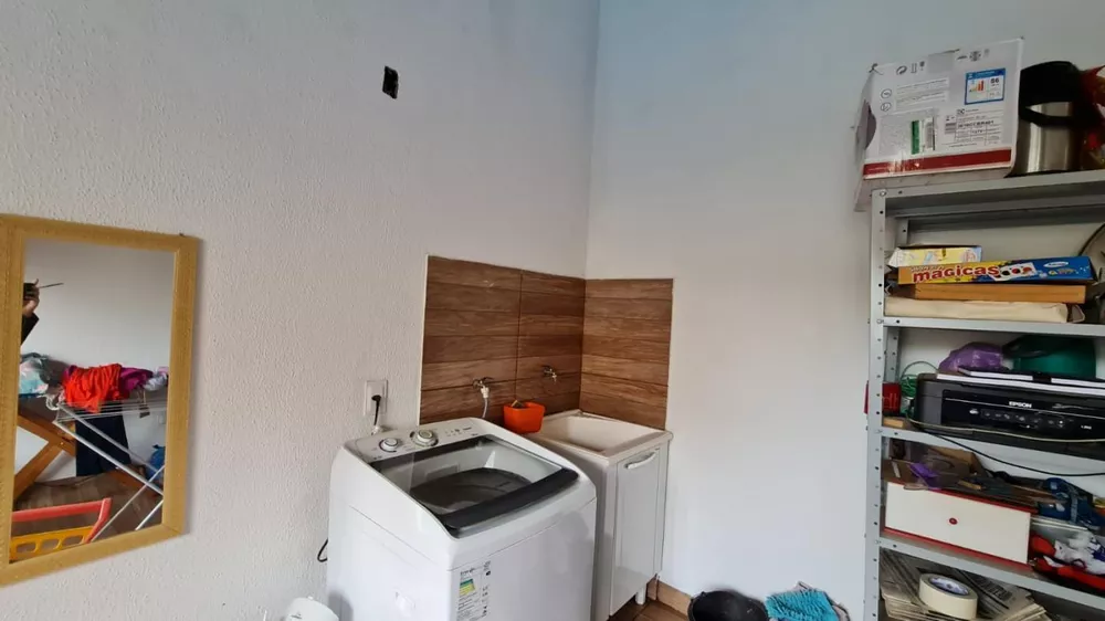 Casa à venda com 2 quartos, 360m² - Foto 6