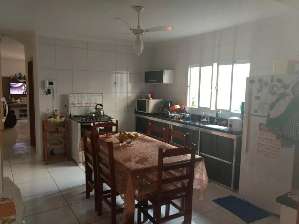 Casa à venda com 3 quartos, 390m² - Foto 3