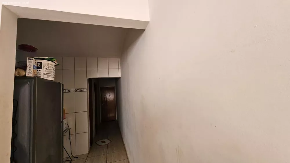 Casa à venda com 2 quartos, 150m² - Foto 12