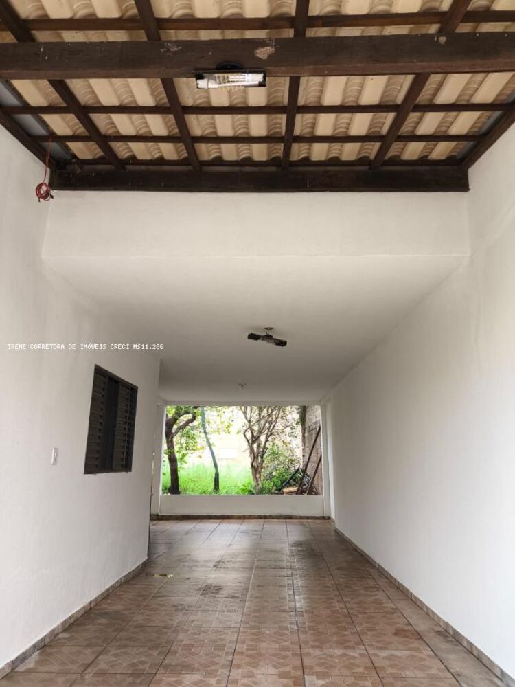 Casa à venda com 2 quartos, 360m² - Foto 3