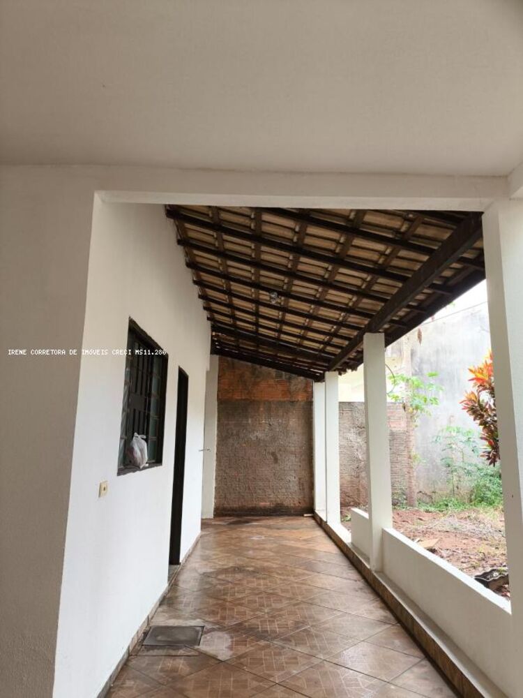 Casa à venda com 2 quartos, 360m² - Foto 4