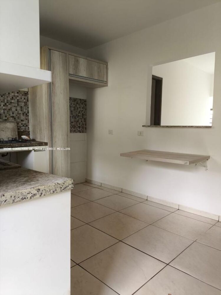 Casa à venda com 2 quartos, 360m² - Foto 13