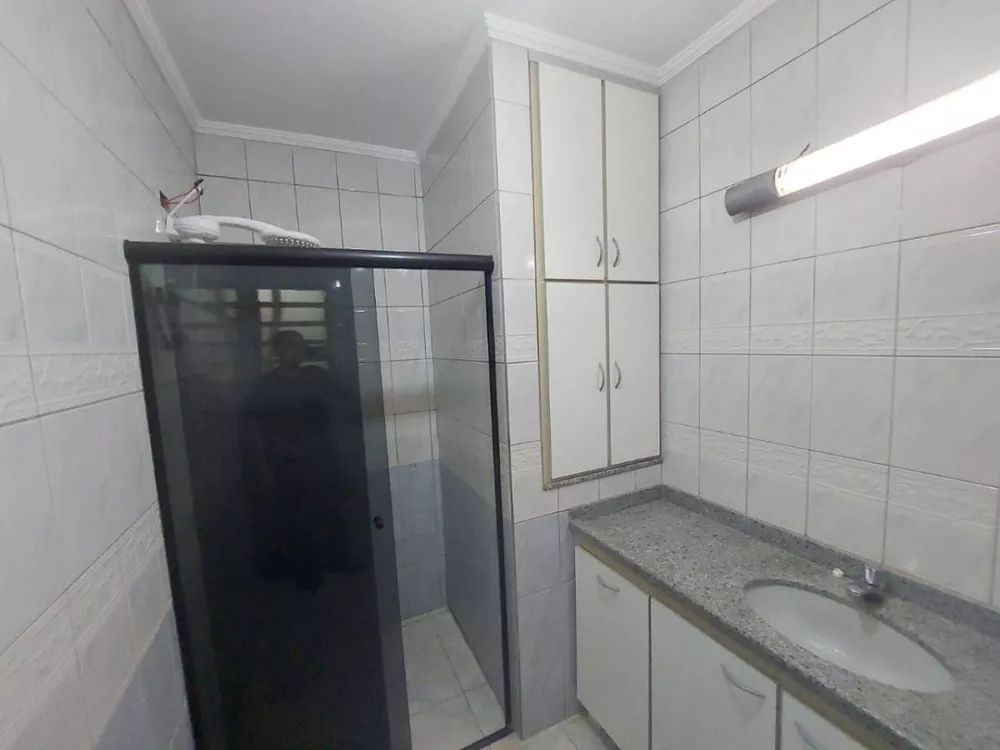 Apartamento à venda com 3 quartos, 250m² - Foto 3