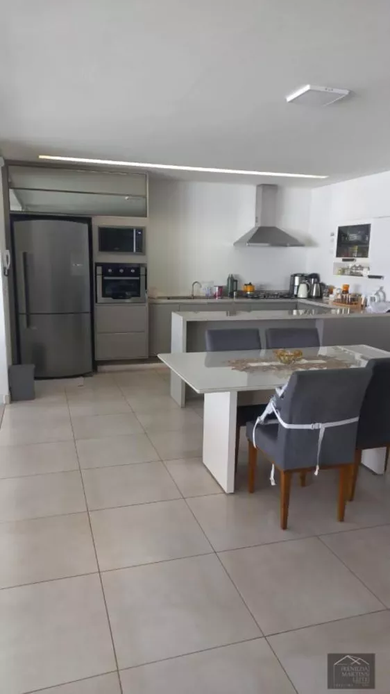 Casa à venda com 1 quarto, 360m² - Foto 3