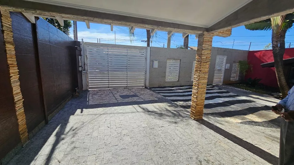 Casa à venda com 4 quartos, 360m² - Foto 3