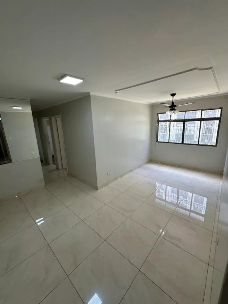 Apartamento à venda com 2 quartos, 47m² - Foto 3