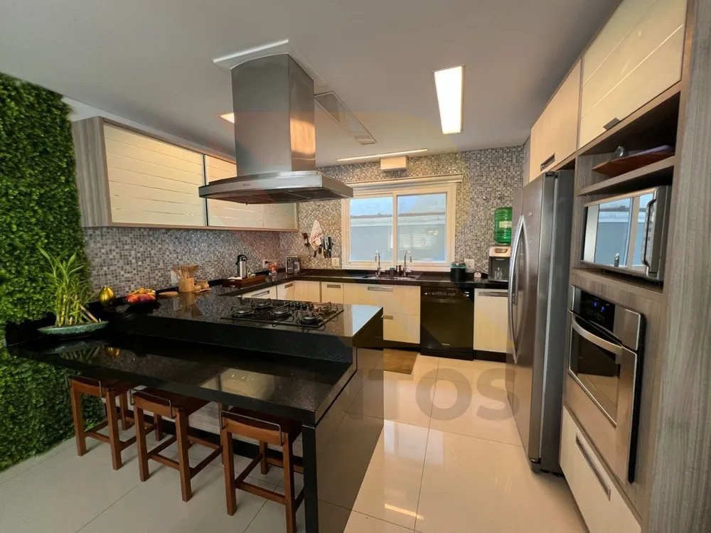 Casa, 4 quartos, 300 m² - Foto 1