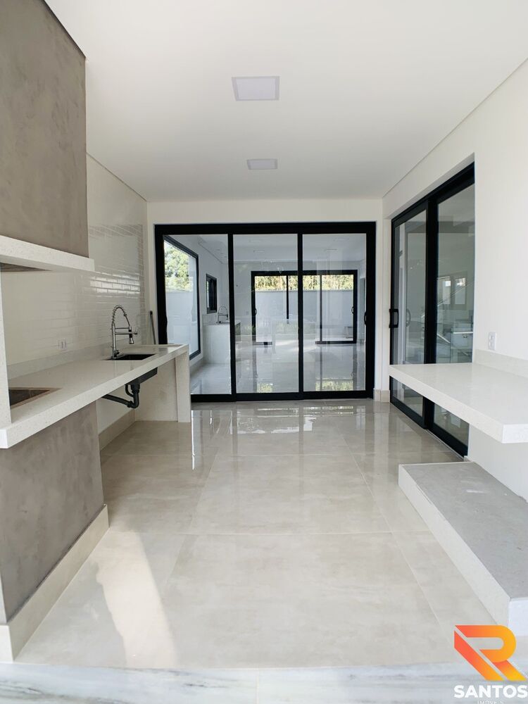 Casa, 4 quartos - Foto 1