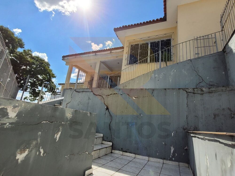 Prédio Inteiro - Foto 1