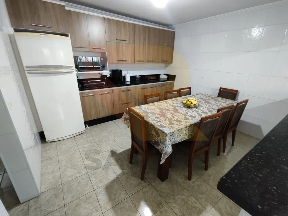 Casa, 3 quartos, 230 m² - Foto 12