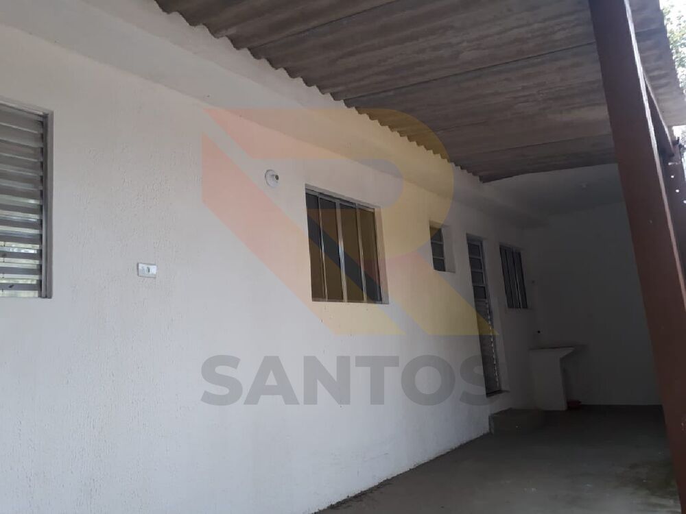 Casa à venda com 1 quarto, 120m² - Foto 2