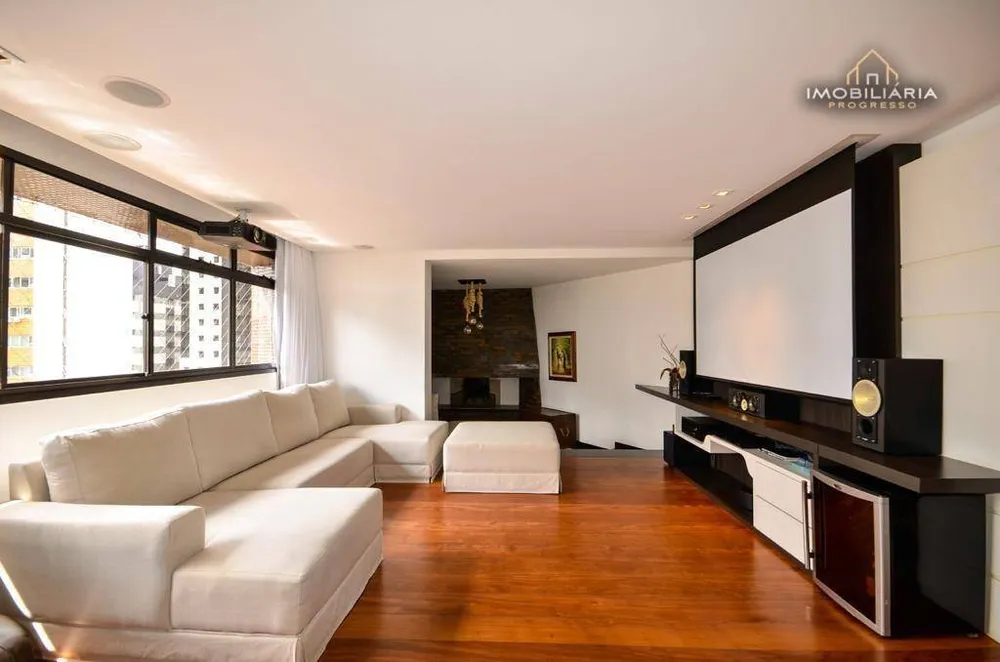 Apartamento, 3 quartos, 262 m² - Foto 2