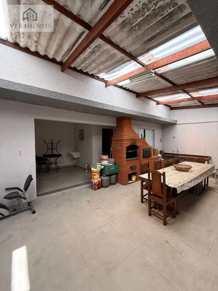 Casa, 4 quartos, 180 m² - Foto 1