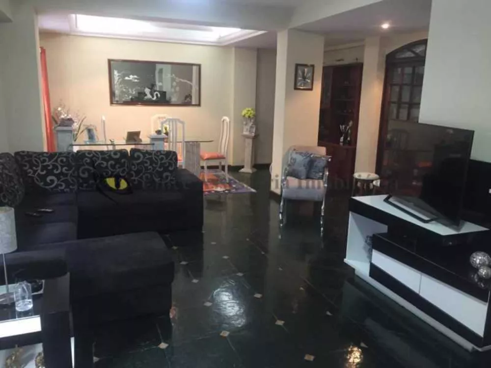 Casa de Condomínio à venda com 3 quartos, 122m² - Foto 1