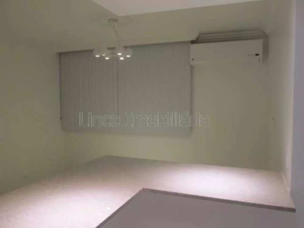 Apartamento à venda com 2 quartos, 60m² - Foto 1