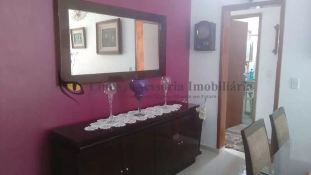 Apartamento à venda com 2 quartos, 72m² - Foto 4