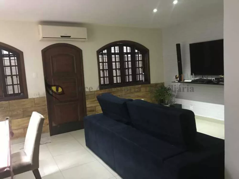 Casa de Vila à venda com 3 quartos, 133m² - Foto 4