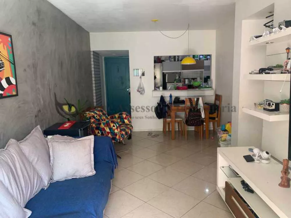 Apartamento à venda com 3 quartos, 92m² - Foto 1