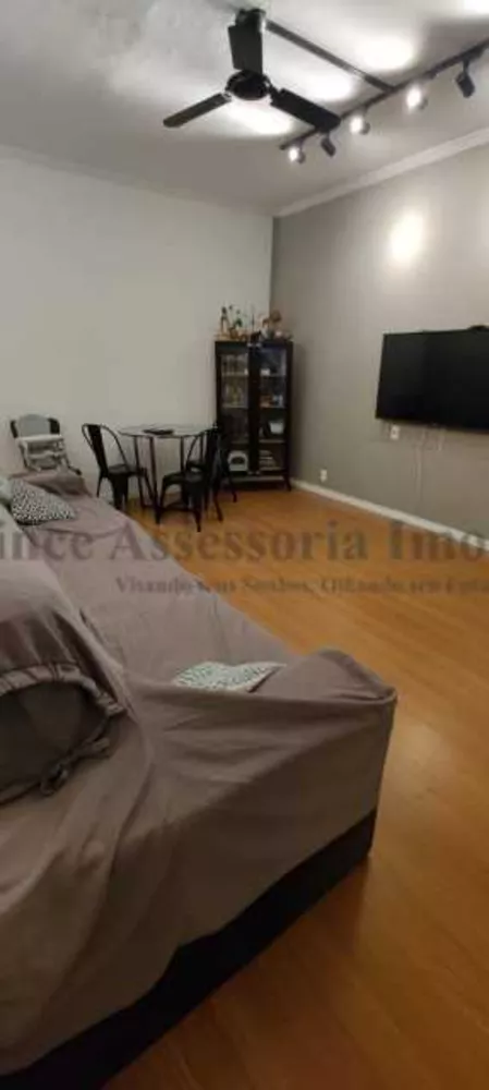 Casa à venda com 4 quartos, 170m² - Foto 1