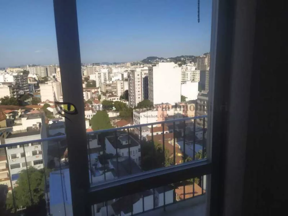 Apartamento à venda com 4 quartos, 160m² - Foto 4