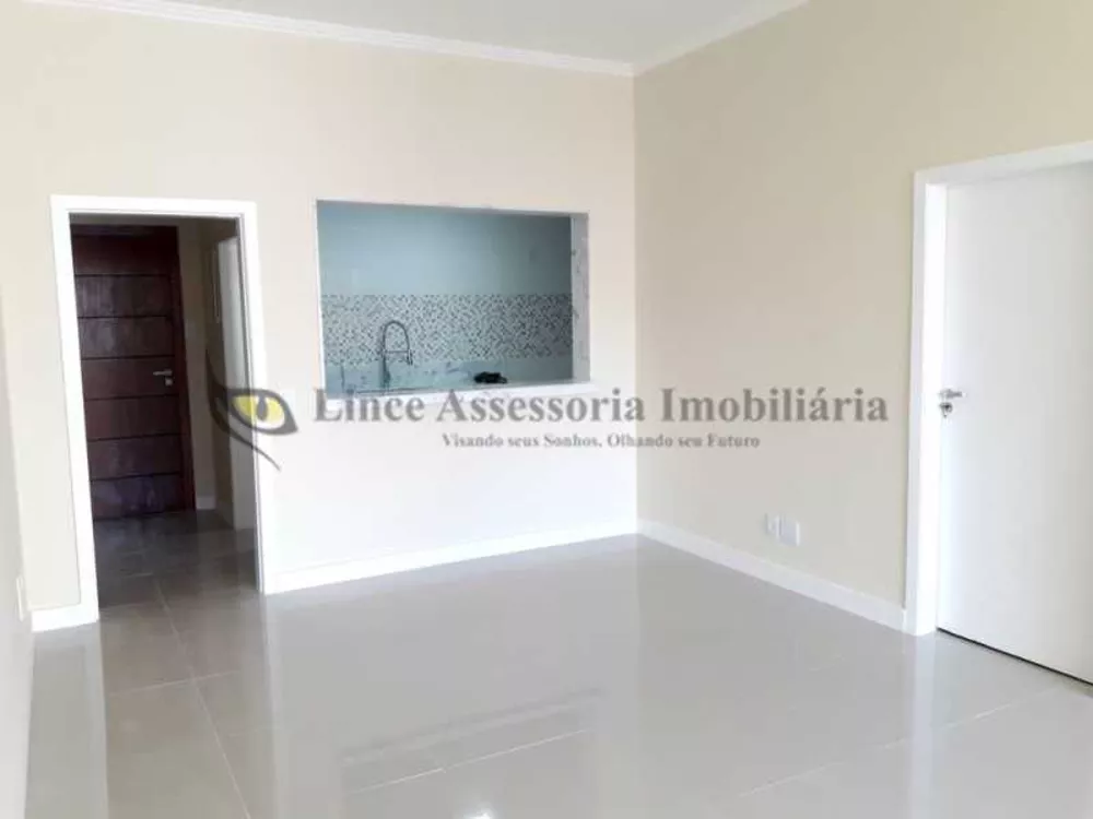 Apartamento à venda com 3 quartos, 138m² - Foto 4