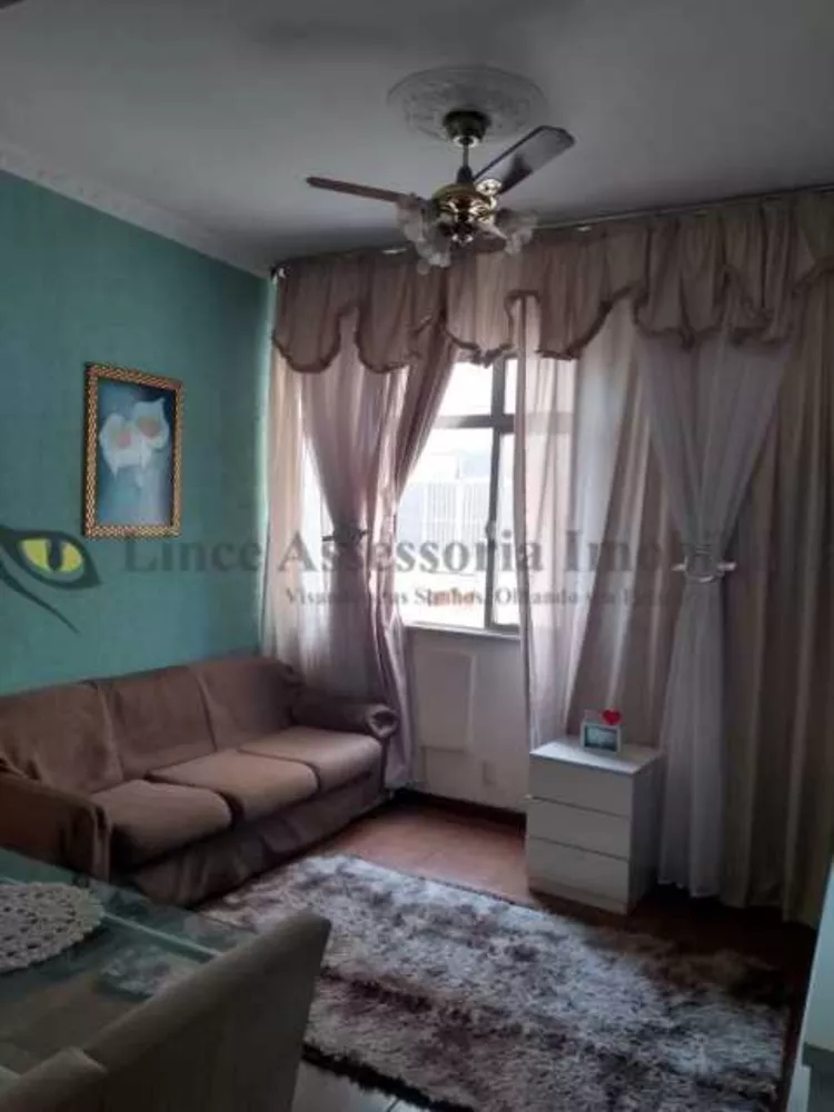 Apartamento à venda com 1 quarto, 40m² - Foto 3