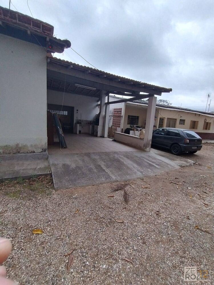 Terreno à venda e aluguel, 940m² - Foto 1