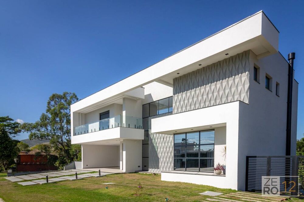 Casa à venda com 4 quartos, 470m² - Foto 1