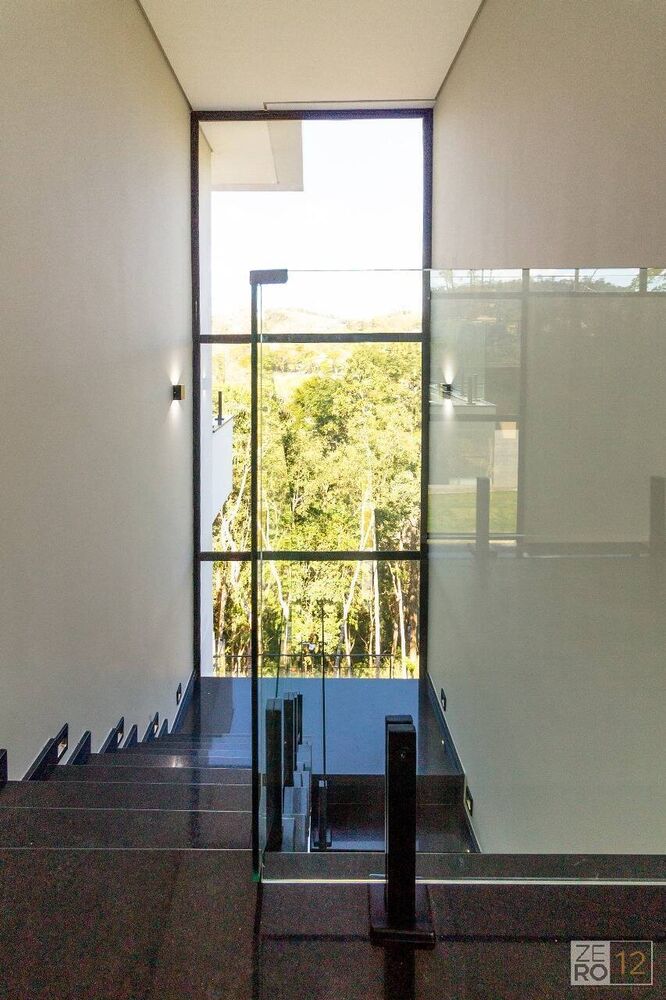 Casa à venda com 4 quartos, 470m² - Foto 2