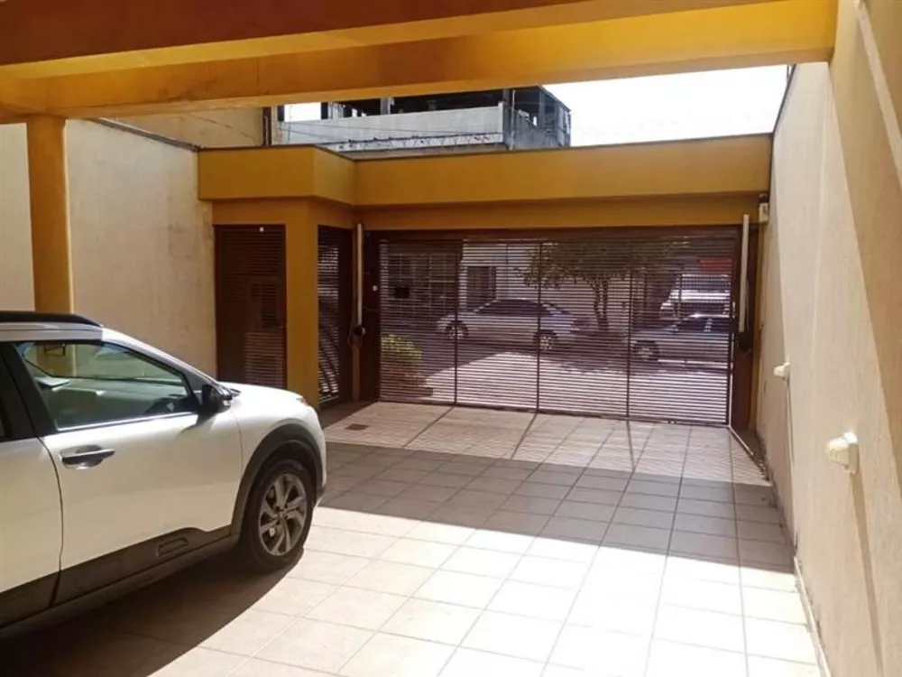 Sobrado à venda com 3 quartos, 320m² - Foto 2