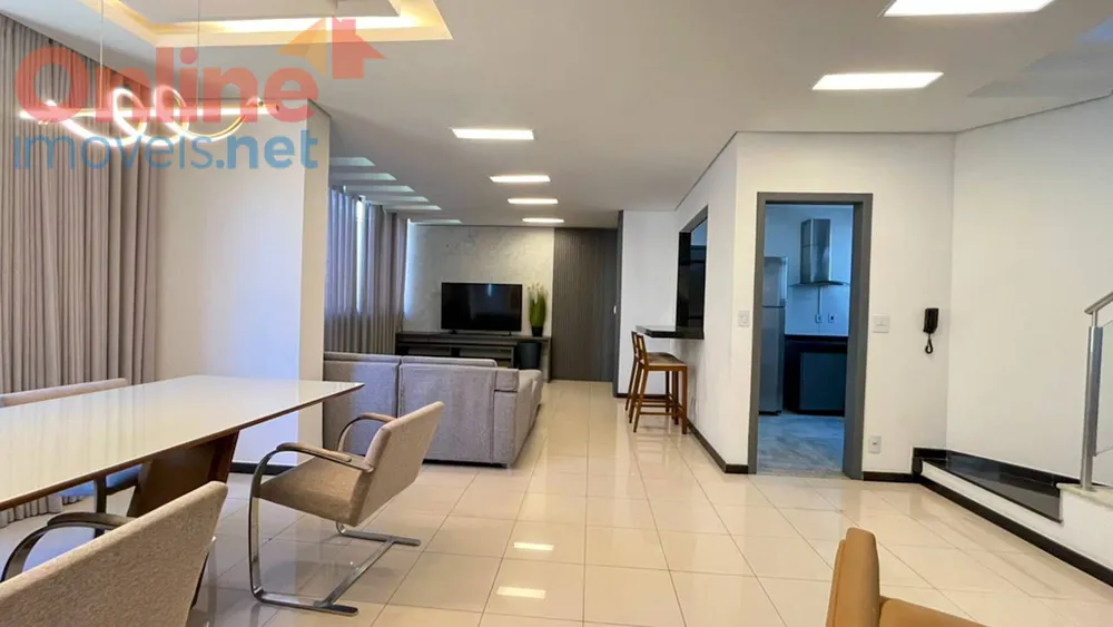 Cobertura, 3 quartos, 215 m² - Foto 4