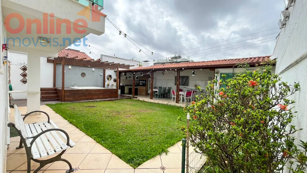 Casa, 3 quartos, 280 m² - Foto 1