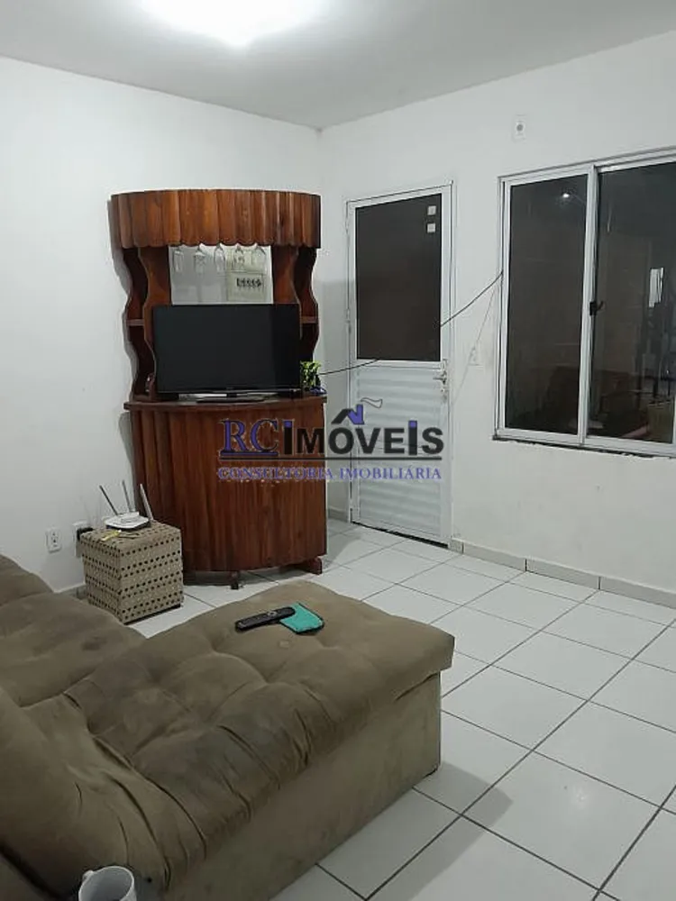 Casa, 2 quartos, 200 m² - Foto 1