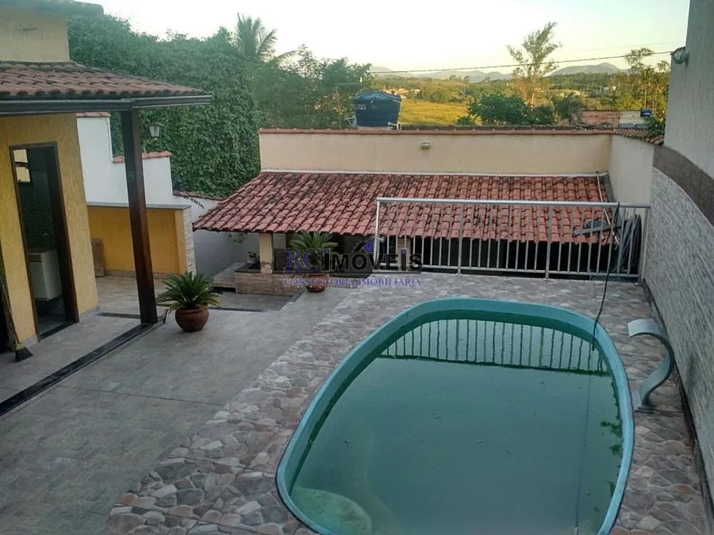 Casa, 2 quartos, 200 m² - Foto 1
