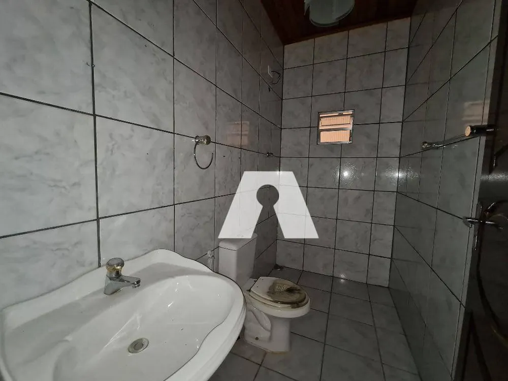 Casa, 3 quartos, 221 m² - Foto 1