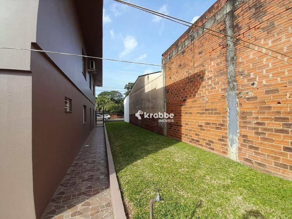 Casa à venda com 3 quartos, 232m² - Foto 5