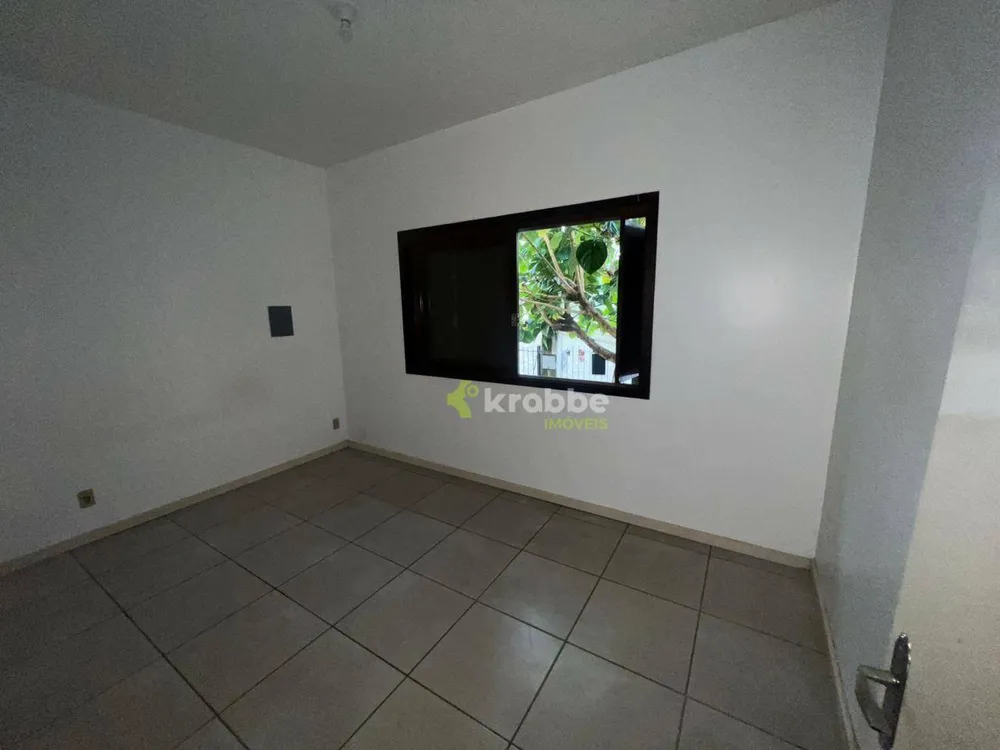 Casa, 5 quartos, 158 m² - Foto 4