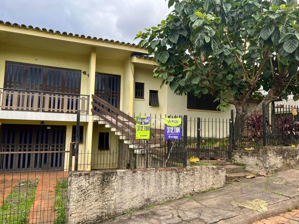 Casa, 5 quartos, 158 m² - Foto 1