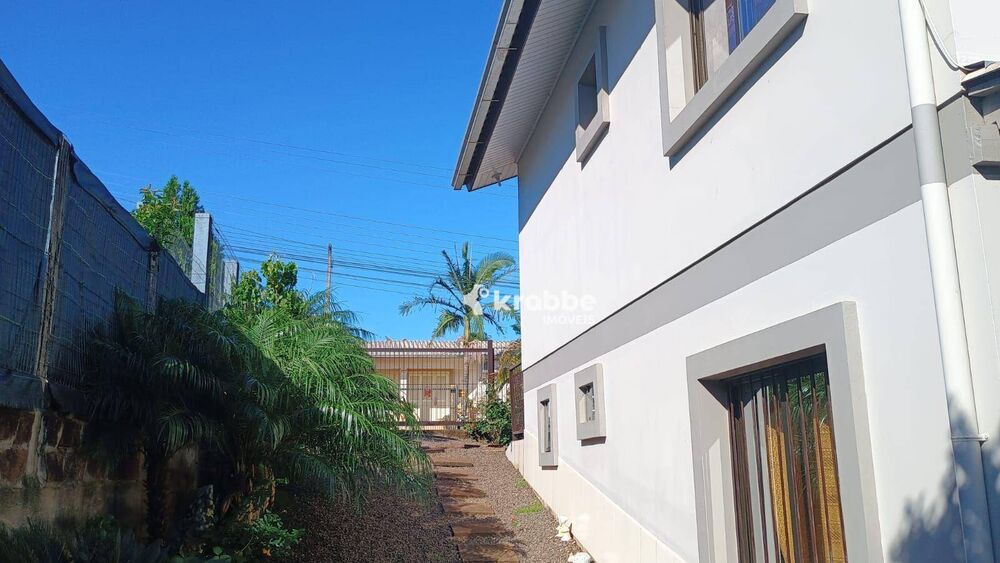 Casa, 4 quartos, 116 m² - Foto 1