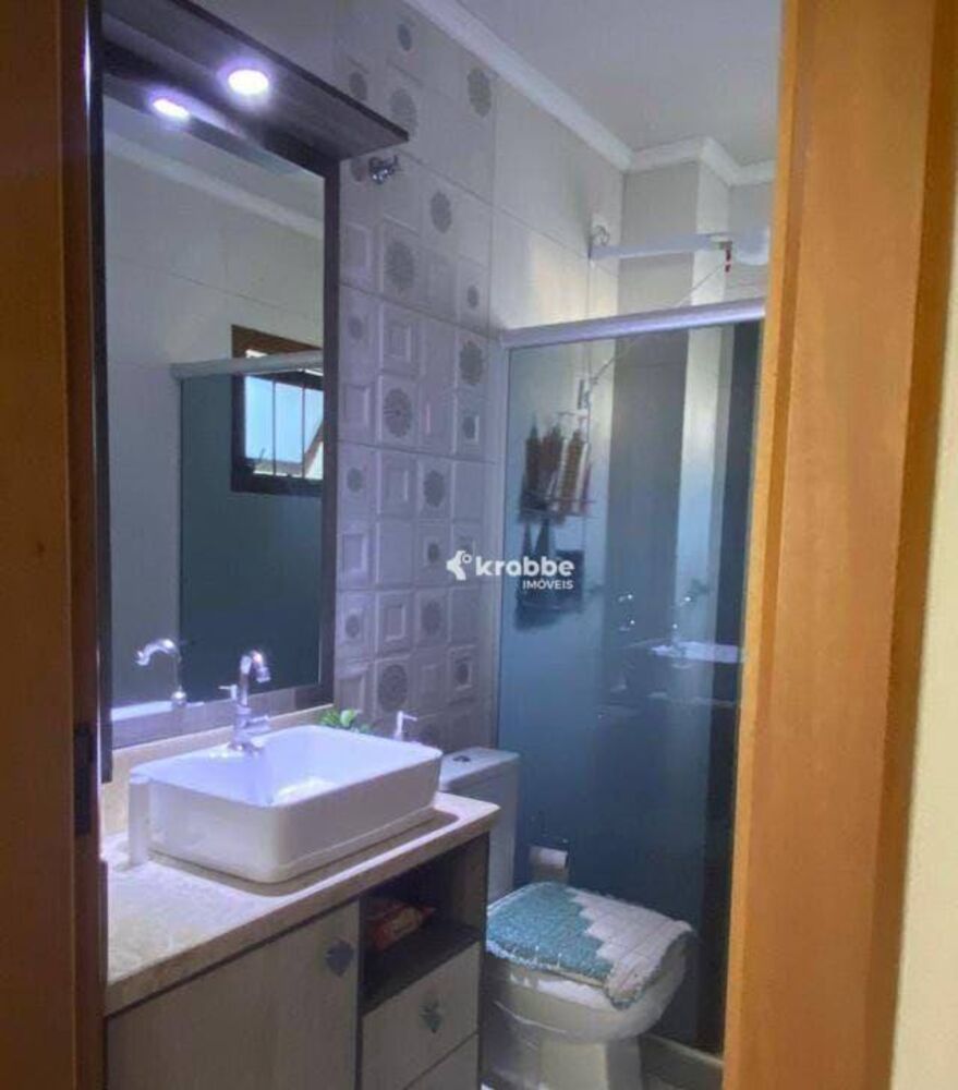 Casa à venda com 1 quarto, 48m² - Foto 4