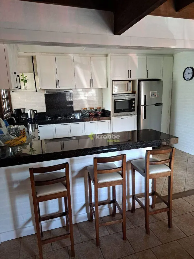 Casa, 3 quartos, 171 m² - Foto 2