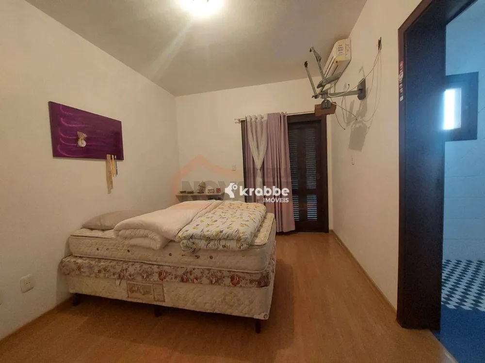 Casa, 3 quartos, 202 m² - Foto 6