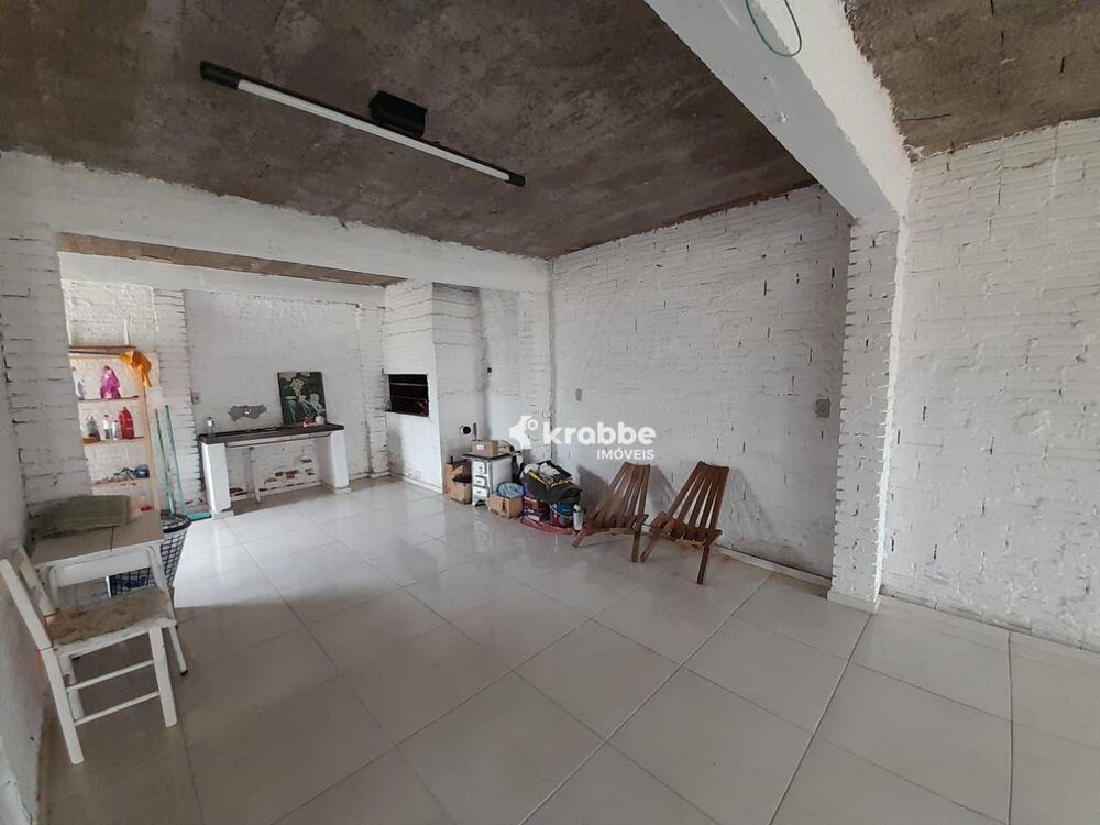 Casa à venda com 3 quartos, 256m² - Foto 12